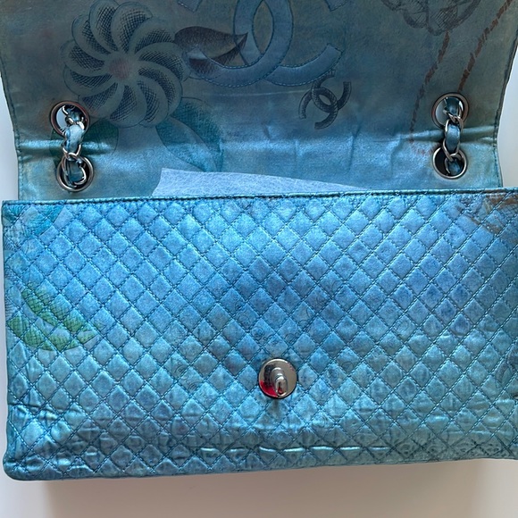 𝑹𝑨𝑹𝑬💎 𝑪𝑯𝑨𝑵𝑬𝑳 1997 LIMITED EDITION flap canvas shoulder bag. - Picture 14 of 15